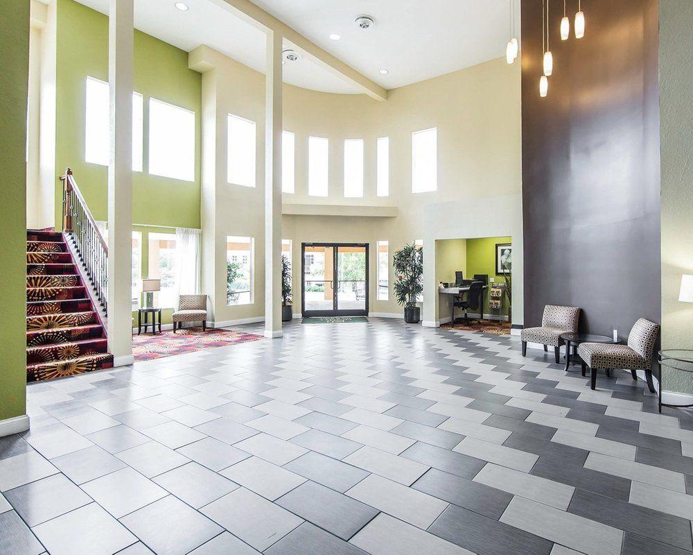 Oyo Hotel Knoxville Tn Cedar Bluff I-40 Eksteriør bilde