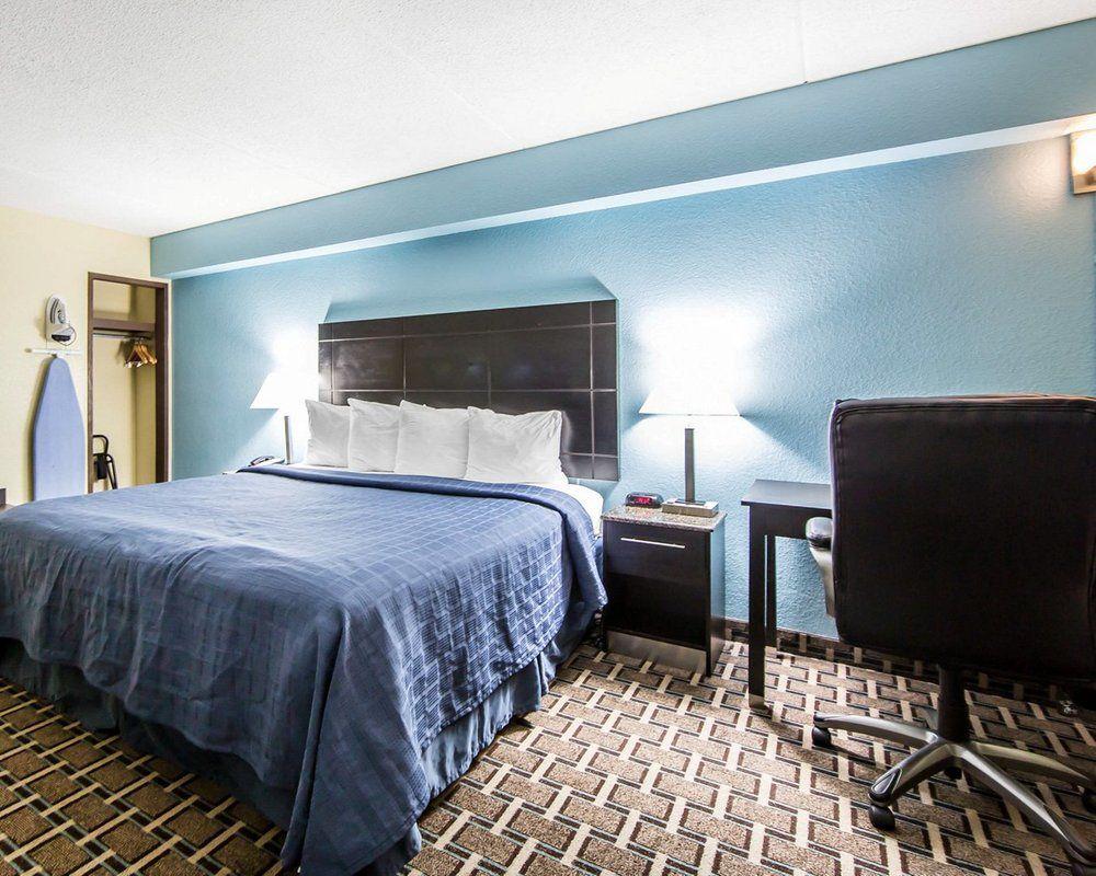 Oyo Hotel Knoxville Tn Cedar Bluff I-40 Eksteriør bilde