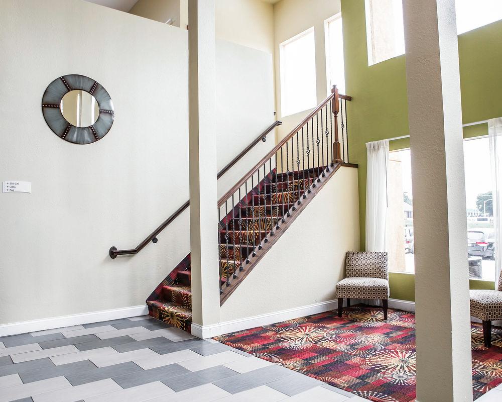 Oyo Hotel Knoxville Tn Cedar Bluff I-40 Eksteriør bilde