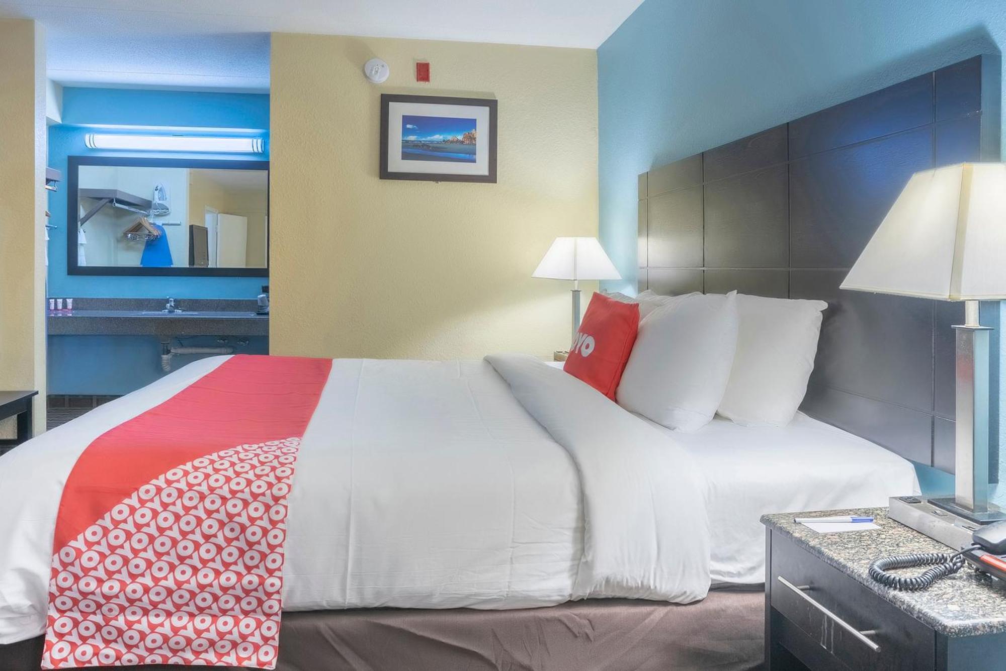 Oyo Hotel Knoxville Tn Cedar Bluff I-40 Eksteriør bilde