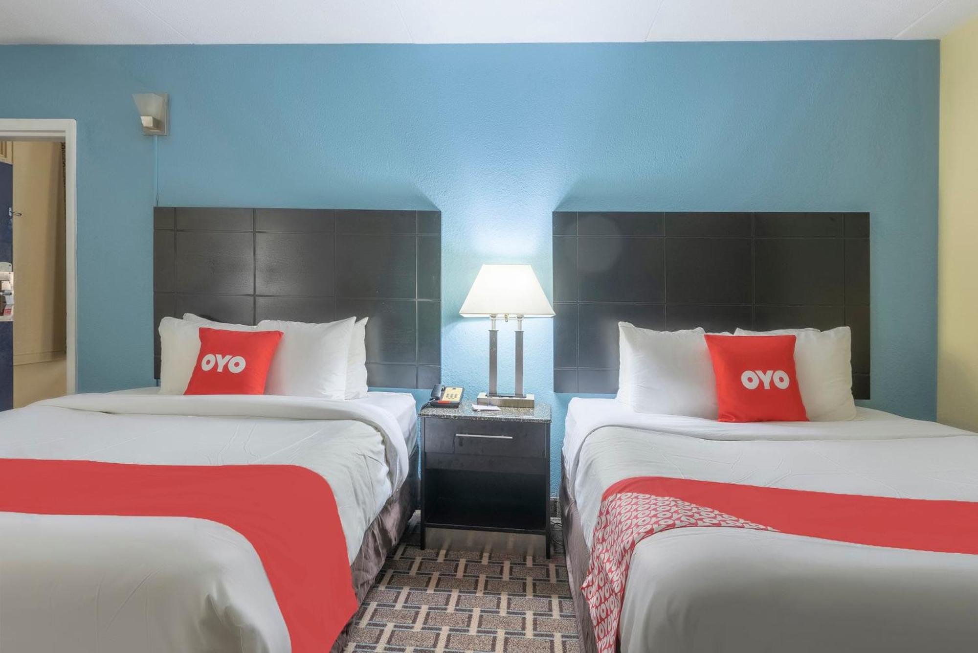 Oyo Hotel Knoxville Tn Cedar Bluff I-40 Eksteriør bilde